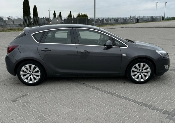 Opel Astra cena 18500 przebieg: 283000, rok produkcji 2010 z Rypin małe 79